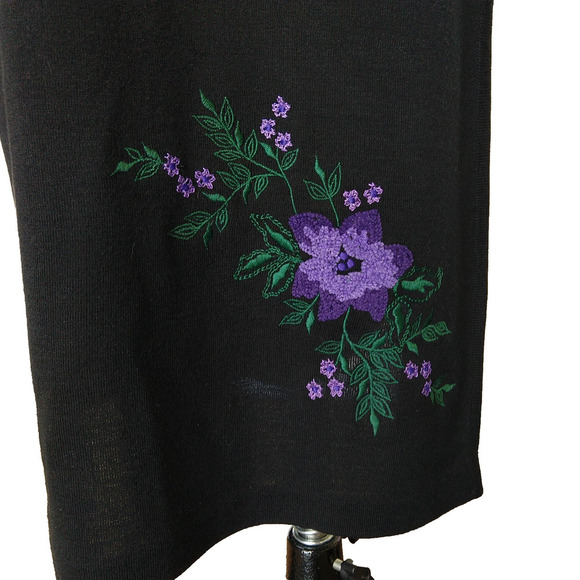 Vintage 90s Black Embroidered Maxi Dress Size M Petite Floral Knit Wool Blend - Picture 4 of 7